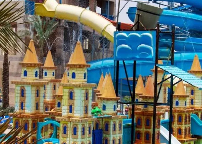 Minaland & Aquapark Aparthotel Hurghada