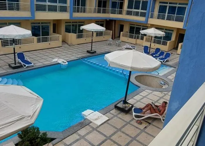 Aparthotel Minaland & Aquapark 4*
